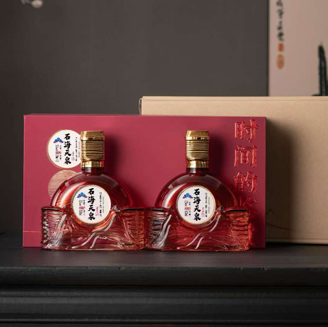 石海天泉时间鉴赏酒52&deg;